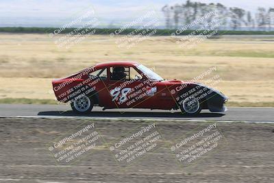 media/Jun-01-2024-CalClub SCCA (Sat) [[0aa0dc4a91]]/Group 5/Race/